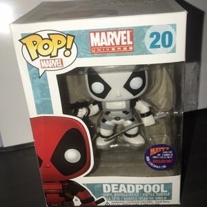 Funko POP! Black & White Deadpool (exclusive)